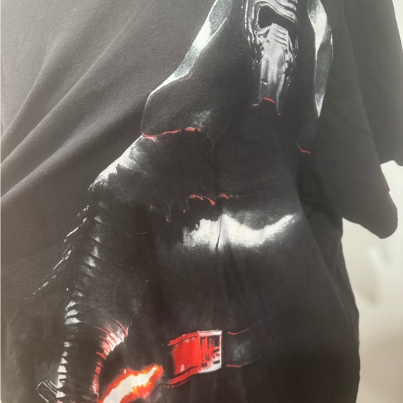 KYLO REN TEE - Picture 4 of 5